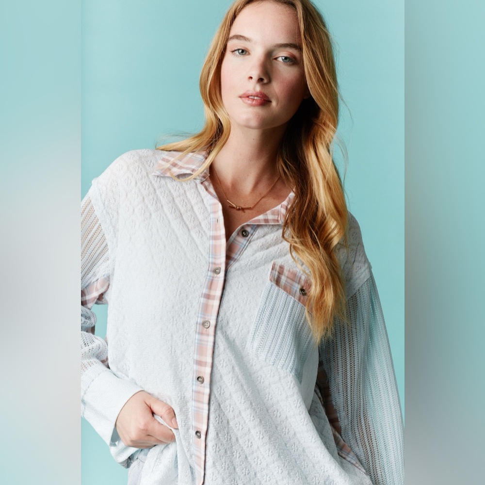 NIP Fantastic Fawn “Sky Blue🩵Blush💗Mixed Media Lace/Plaid Button-Up Shirt” LRG - Picture 2 of 16